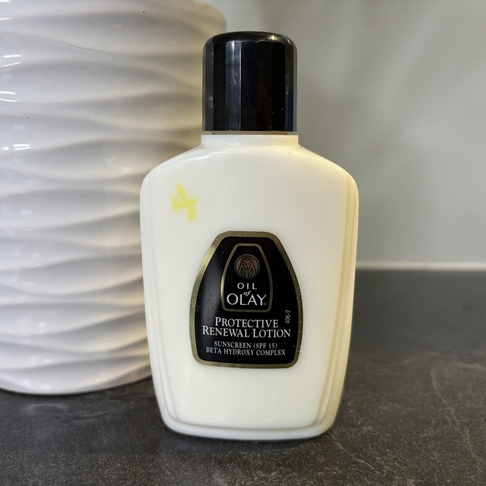 Vintage Oil Of Olay Protective Renewal Lotion SPF 15 4 oz NO EXP